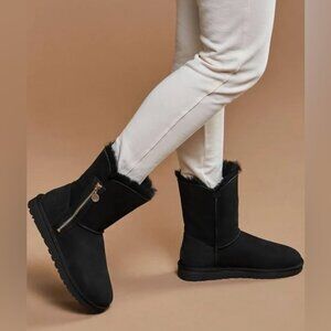 UGG Bailey Zip Short Black Boots - Women's